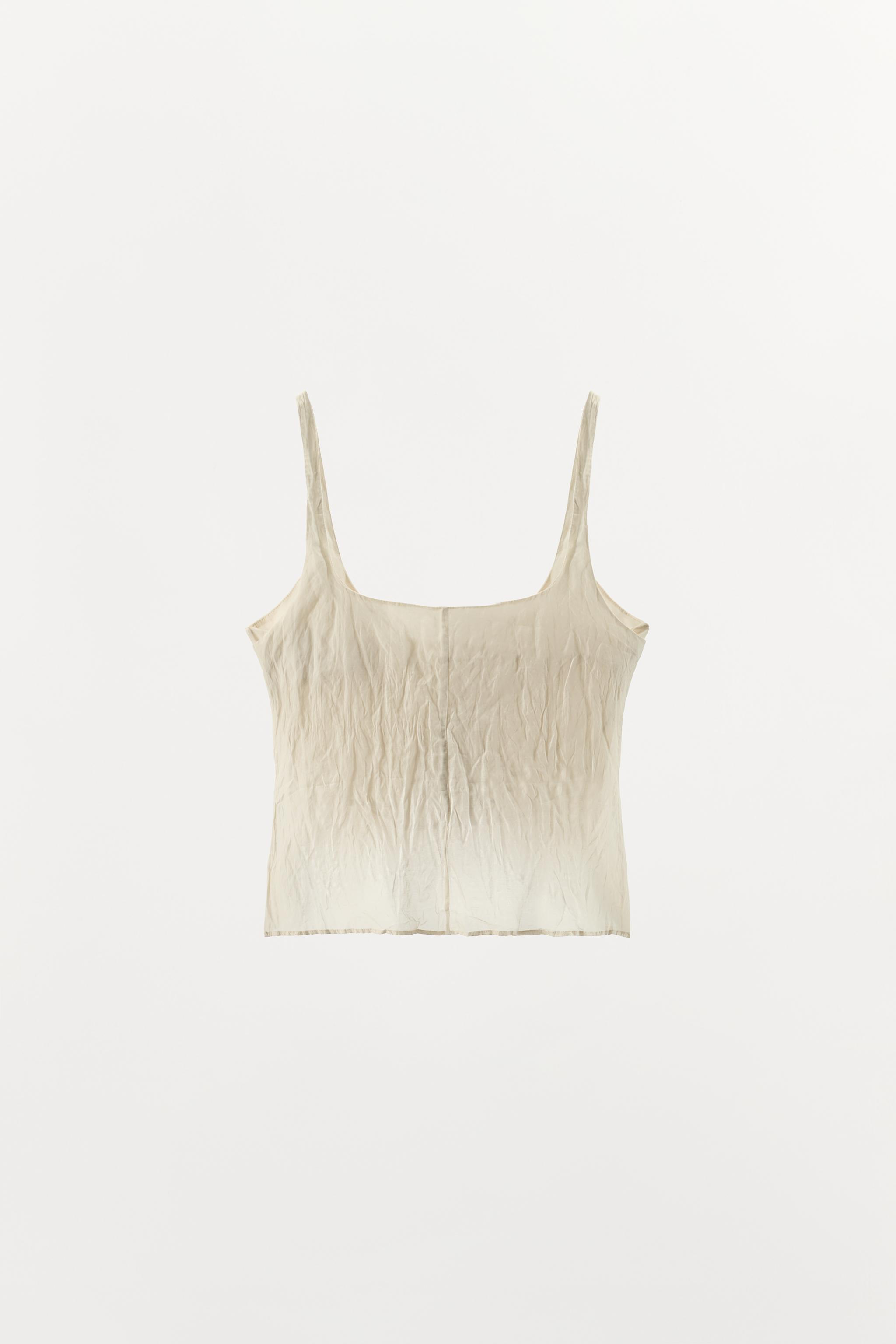 WRINKLED EFFECT BUTTON TOP